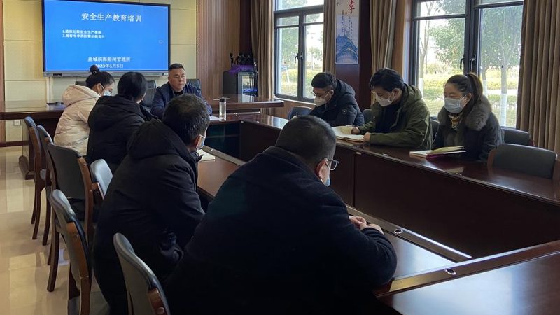 小标题：就业率的意义
